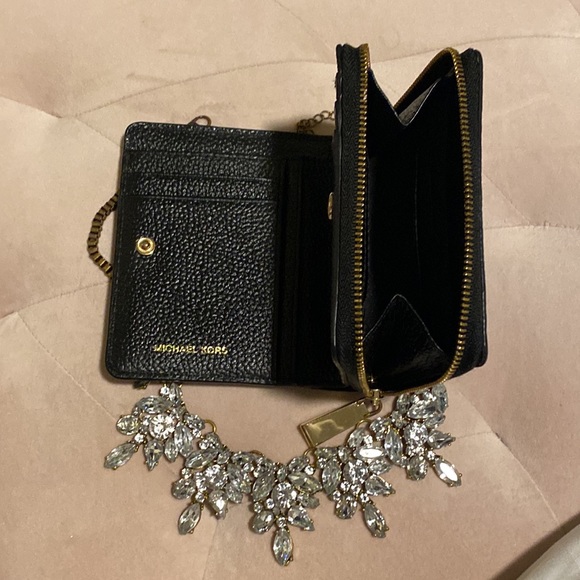 Michael Kors wallet - Picture 5 of 8